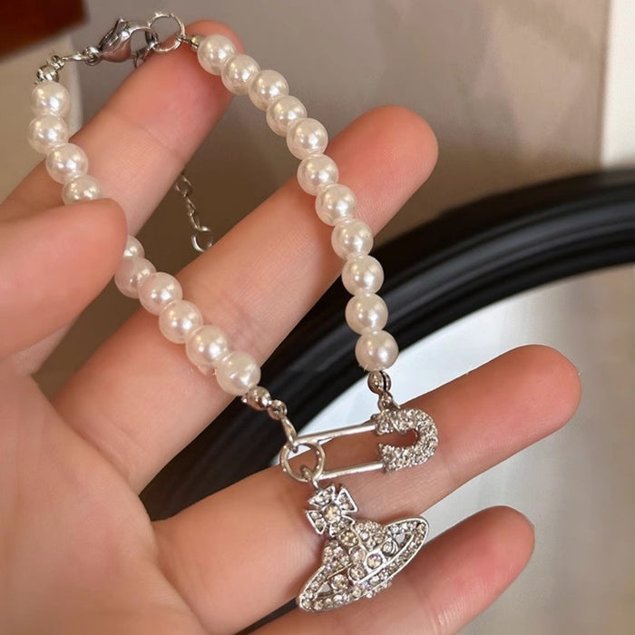 Wholesale Full Diamond Bracelet with Four Leaf Clover Zircon Electroplating, a Small and Exquisite Handpiece