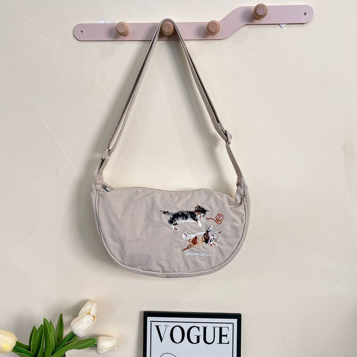 Wholesale New embroidered dumpling bag, lightweight small shoulder bag, lightweight, simple, fashionable, versatile, single shoulder crossbody bag