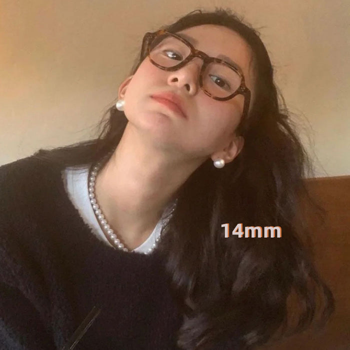 Wholesale Pearl earrings women's pure silver light luxury high-end French earrings decoration