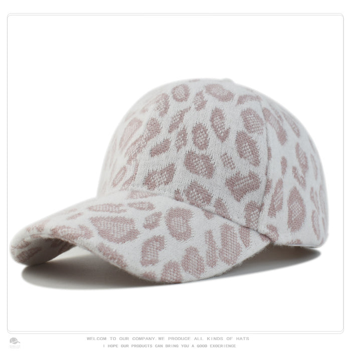 Wholesale Thick warm baseball cap for autumn and winter leopard print retro duckbill cap all-match