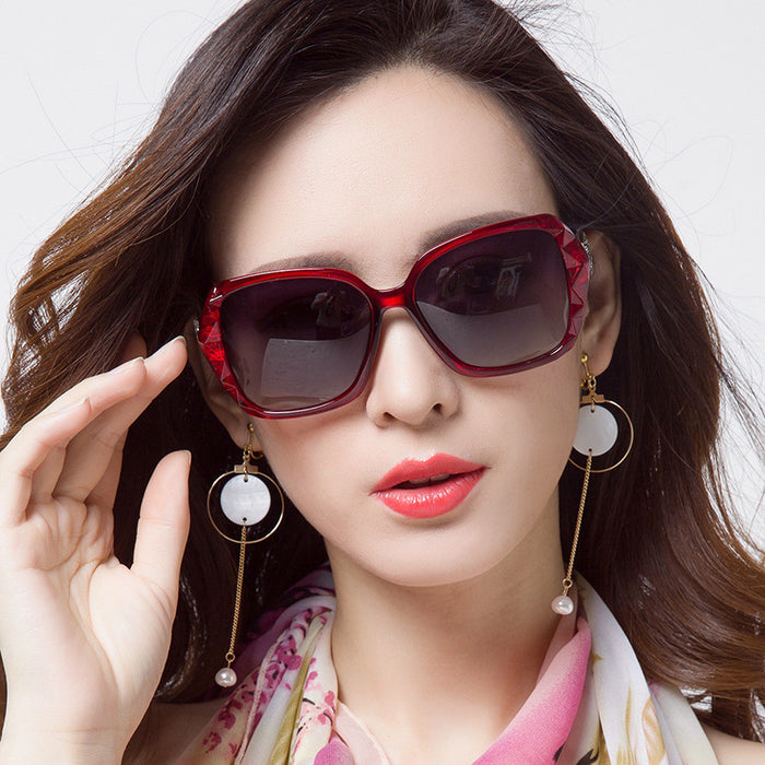 Wholesale ladies sunglasses trendy fashion large frame sunscreen sunglasses holiday vintage sunglasses