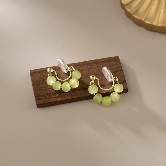 Wholesale Gentle temperament, green round bead earrings, versatile earrings, no ear holes, mosquito coils, ear clips