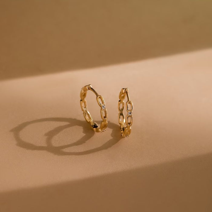 Wholesale Copper plated genuine gold micro inlaid zircon earrings, personalized C-shaped chain hollow earrings, temperament earrings