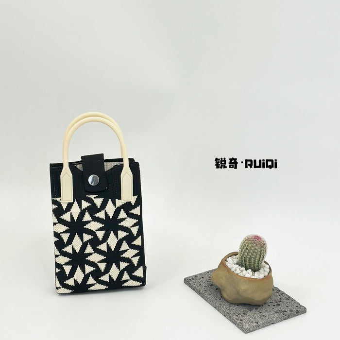 Wholesale Cute Cartoon Knitted Mobile Phone Bag  Easiest for Match Shoulder Bag Coin Crossbody Portable