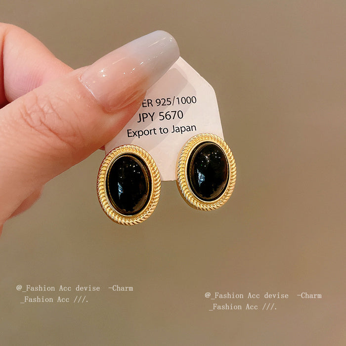 Wholesale Middle Ancient Oval Fashion Geometric Necklace Retro Court Style Clavicle Chain Niche