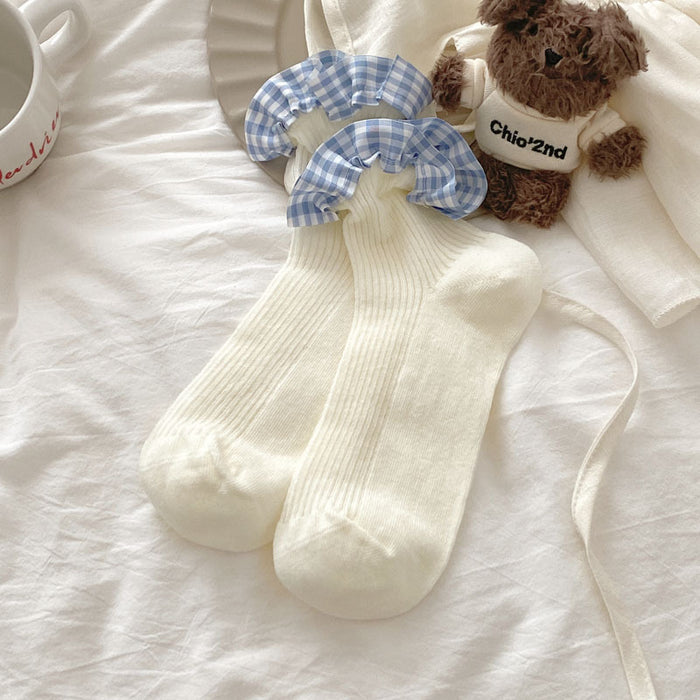 Wholesale Checkered lace mid tube socks, boneless and cute pile socks