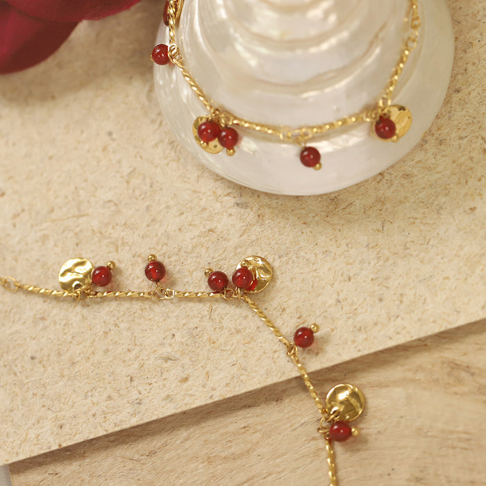 Wholesale Vintage sequined red agate bracelet with titanium steel gold-plated