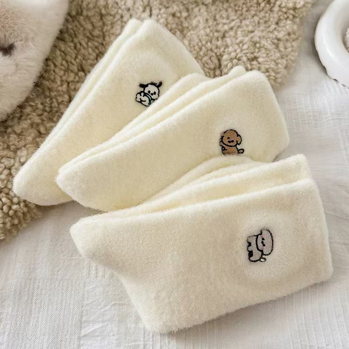 Wholesale Embroidered socks with thick velvet and cute embroidery sleep socks