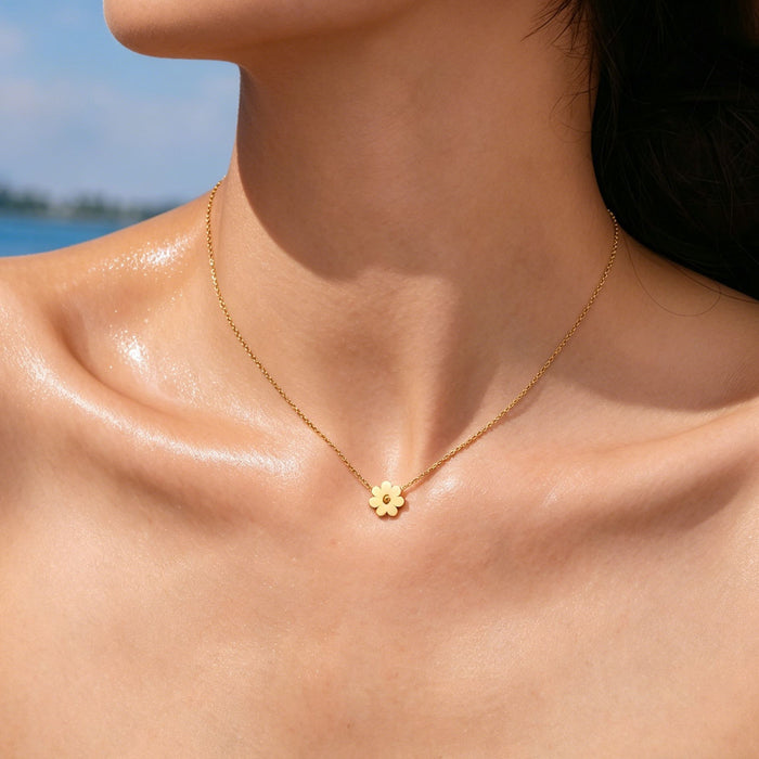 Wholesale 2pcs A delicate and beautiful summer-themed chrysanthemum-patterned titanium steel necklace
