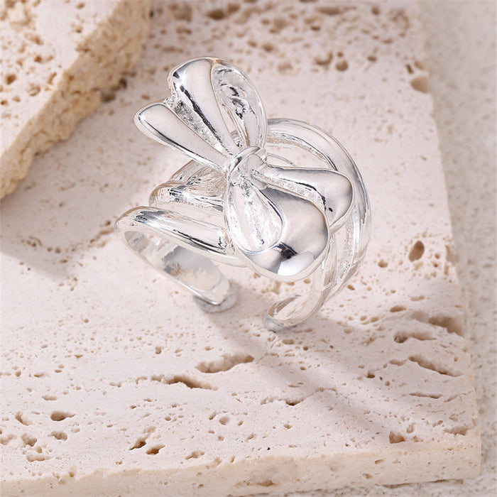 Wholesale Light luxury ring,  vintage design,  versatile and adjustable open ring