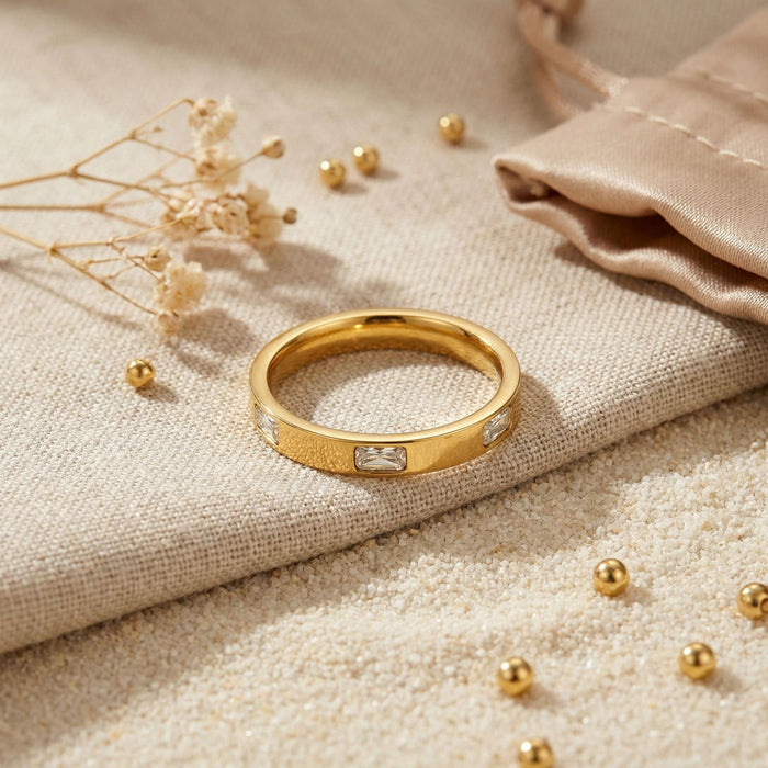 Wholesale 18K Gold Diamond-Set Band Ring