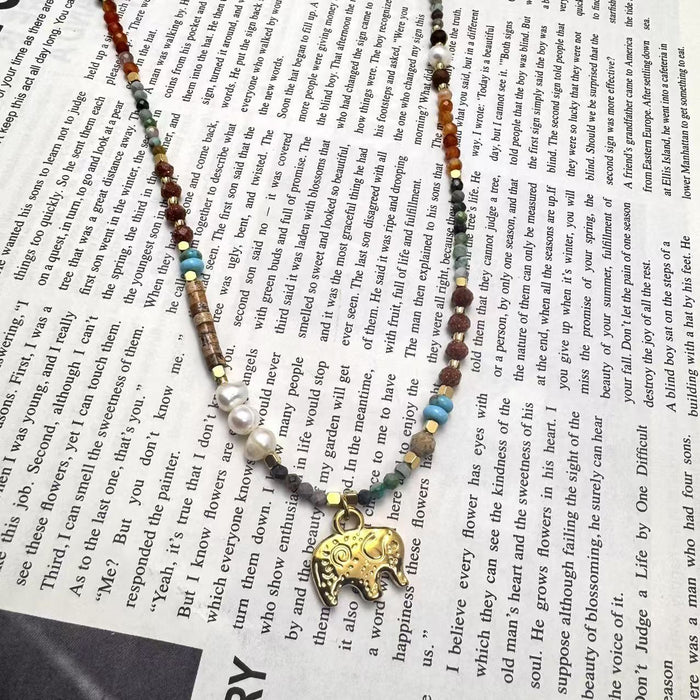 Wholesale Beaded necklace with red agate and pearl collarbone chain design, niche