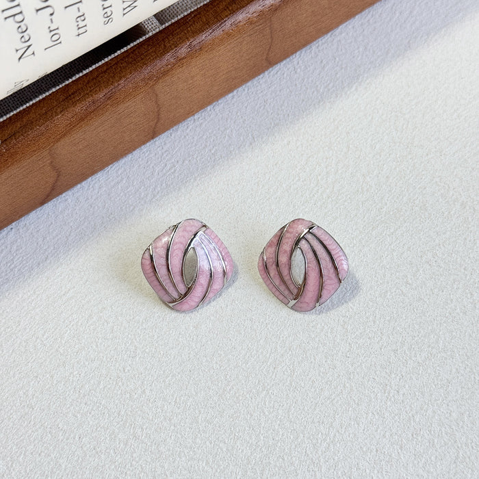 Wholesale New retro versatile temperament drop glazed enamel earrings with a unique and niche personality, light luxury earrings