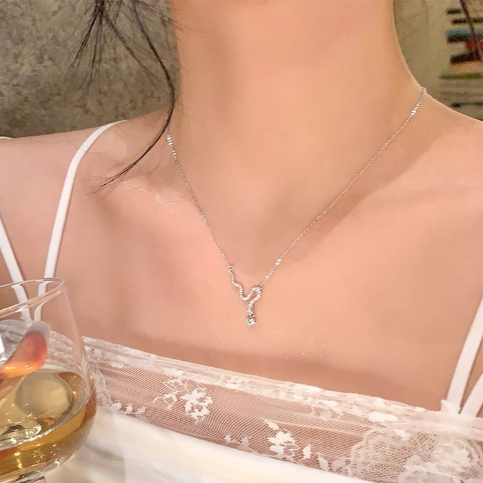 Wholesale Titanium steel non fading sparkling zirconium snake necklace, high-end, light luxury, niche collarbone chain accessories, necklaces