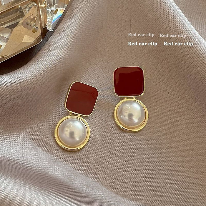 Wholesale Silver needle wine red light luxury retro female temperament pearl earrings high-end earrings