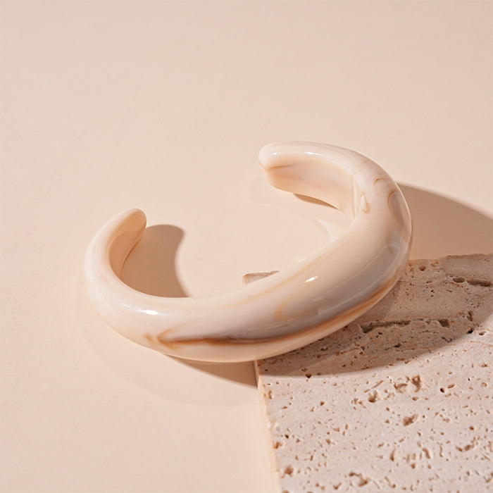 Wholesale Acrylic Geometric Open Bracelet Elegant High-end Jewelry for Women