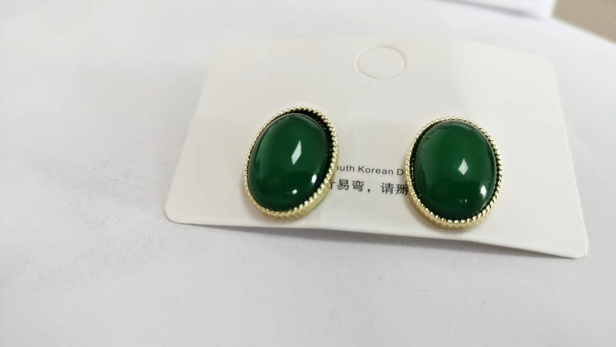 Wholesale vintage Palace style gentle elegant oval sapphire antique stud earrings