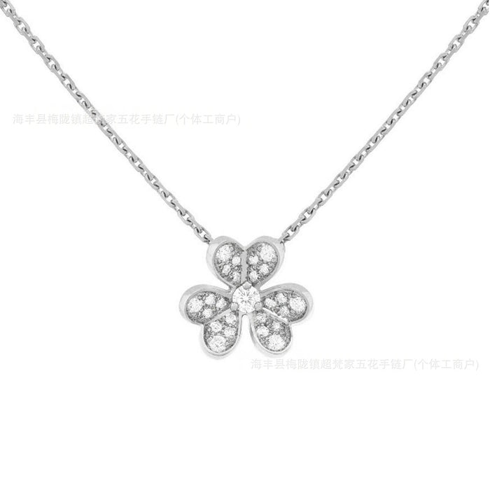 Wholesale Gold Plated Clover Necklace Women' s Fashion Jewelry