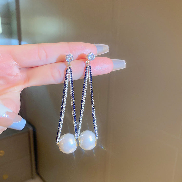 Wholesale Silver needle zircon round artificial pearl earrings high-end luxury retro earrings unique French design earrings