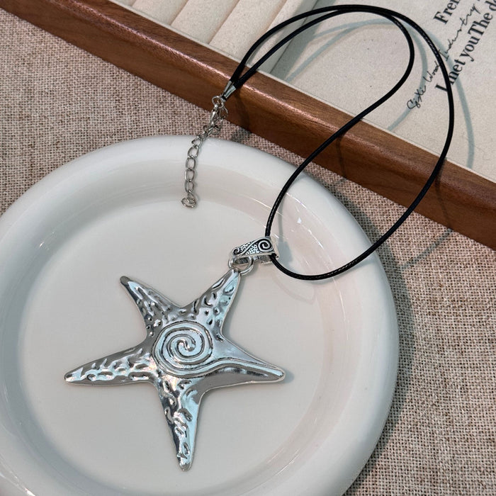 Wholesale Texture Pentagram Necklace with Temperament Versatile Collarbone Chain Accessory