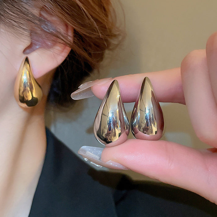 Wholesale Advanced Water Drop Earnail Women's Metal Texture Cold Wind Earrings, Small and Versatile Ins Earrings