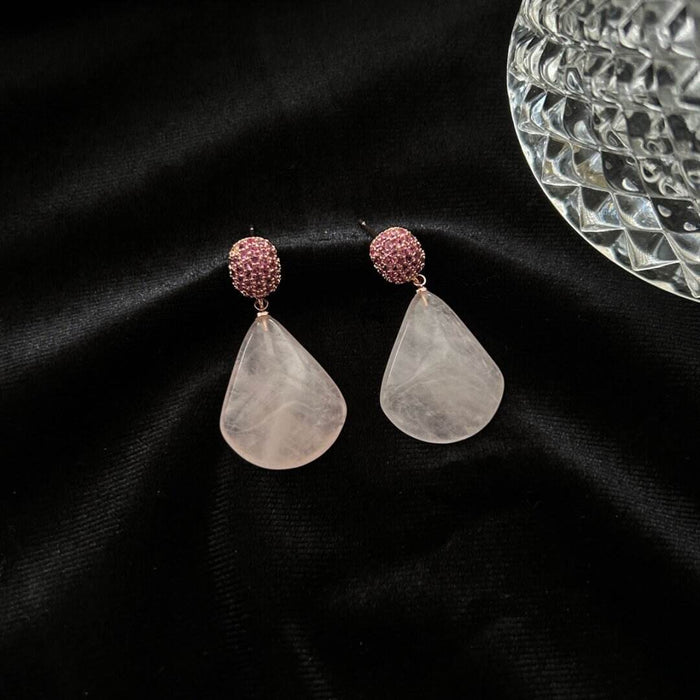 Wholesale Fashionable water droplet shaped natural earrings with a simple and niche design, inlaid with earrings