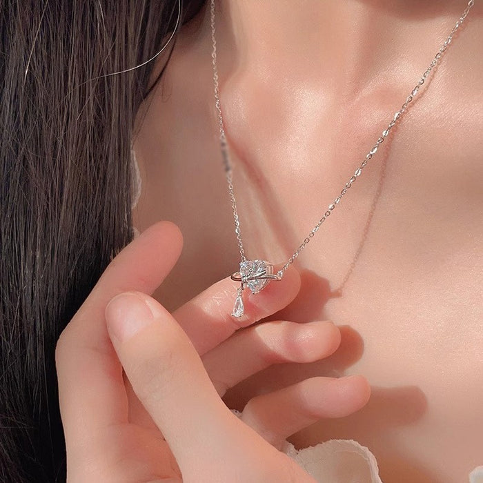 Wholesale  S925 Sterling Silver Butterfly Necklace Gift Female Niche Personalized Pendant