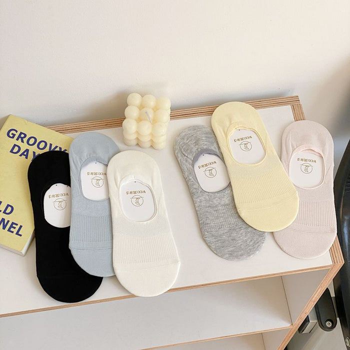 Wholesale Basic vertical silicone anti slip invisible socks, versatile and comfortable, thin socks