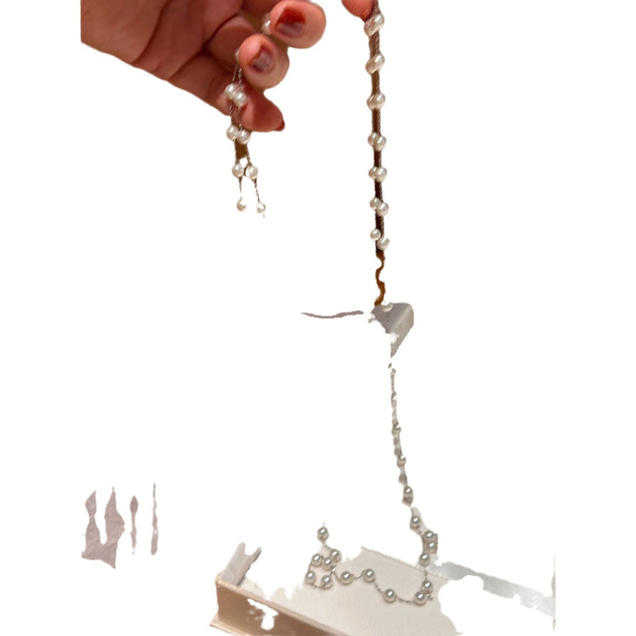 Wholesale Pearl double-layer layered necklace, exquisite and fashionable collarbone chain, elegant and luxurious sweater chain