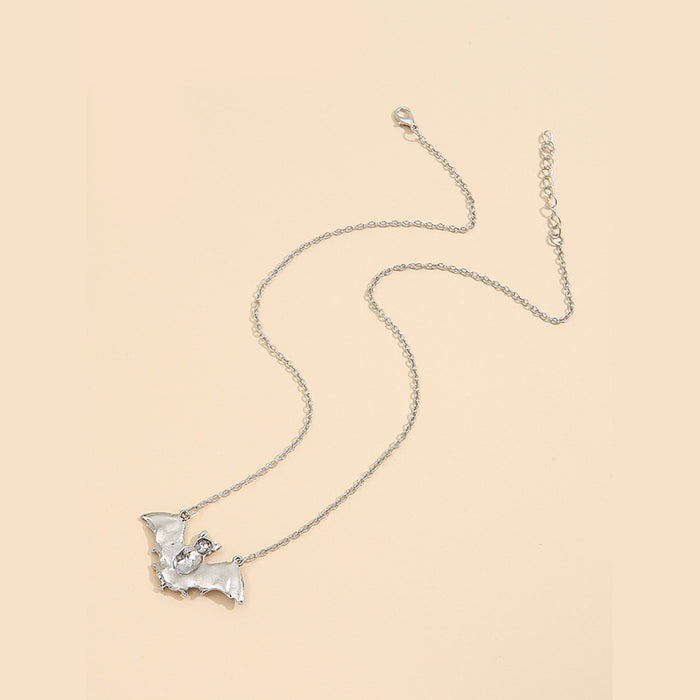 Wholesale dark Halloween red vampire bat necklace female ruby pendant