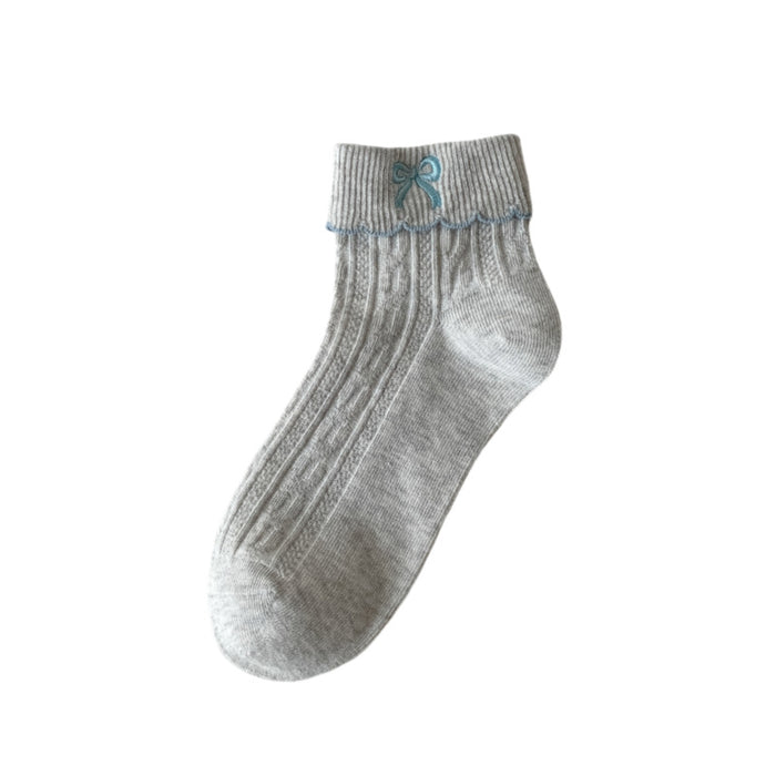 Wholesale Lace bow socks with flared design, short tube socks