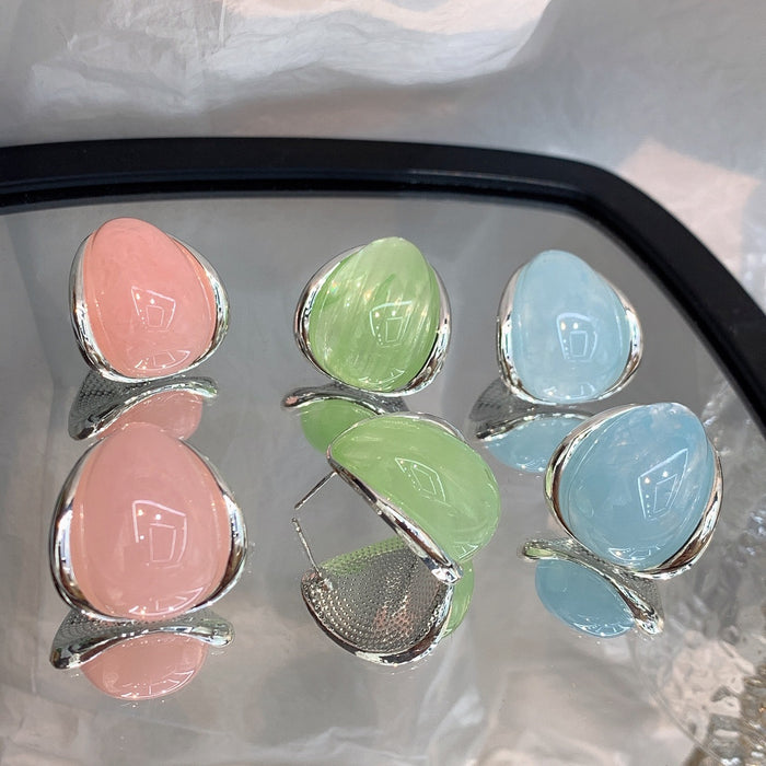 Wholesale Subtle temperament earrings, high-end and versatile water droplet shaped earrings