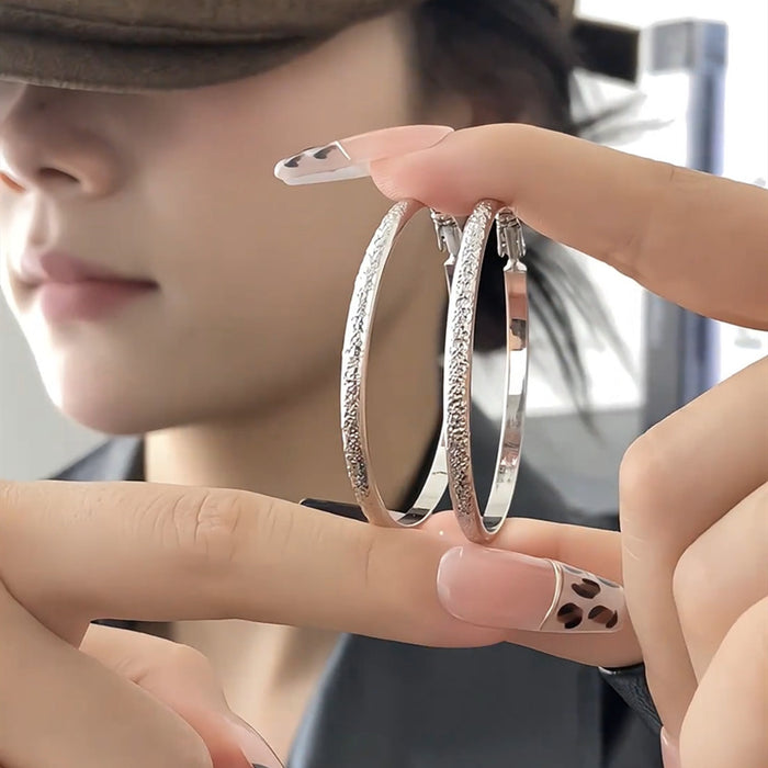 Wholesale Silver ring earrings with light luxury earrings, simple and versatile earrings for women