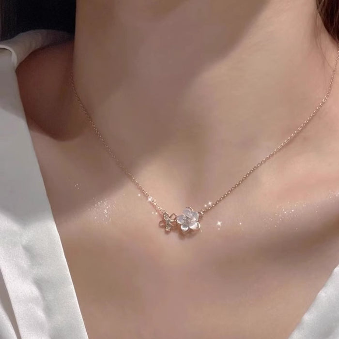 Wholesale New romantic cherry blossom necklace with a light luxury spring style, niche and high-end feeling, collarbone chain accessory