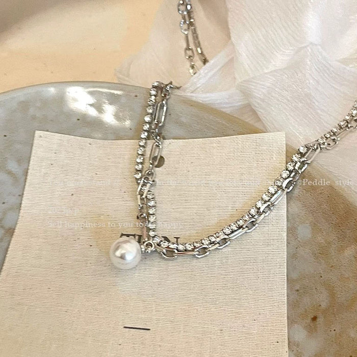 Wholesale Simple, fashionable, popular double-layer pearl necklace, light luxury, niche collarbone chain, new high-end necklace