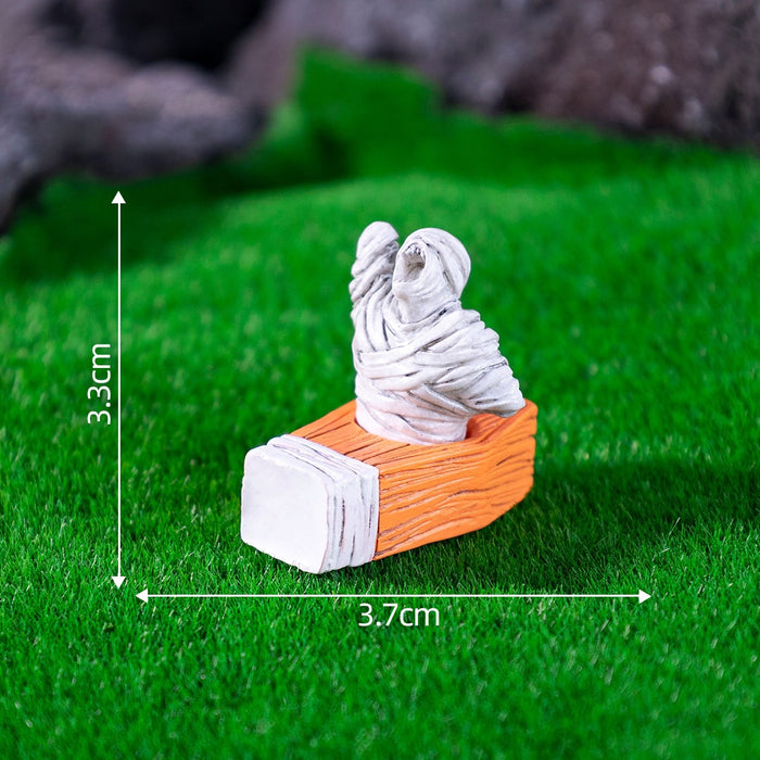 Wholesale Resin Fierce Werewolf Vampire Cartoon Ornament for Home Decor MOQ≥3