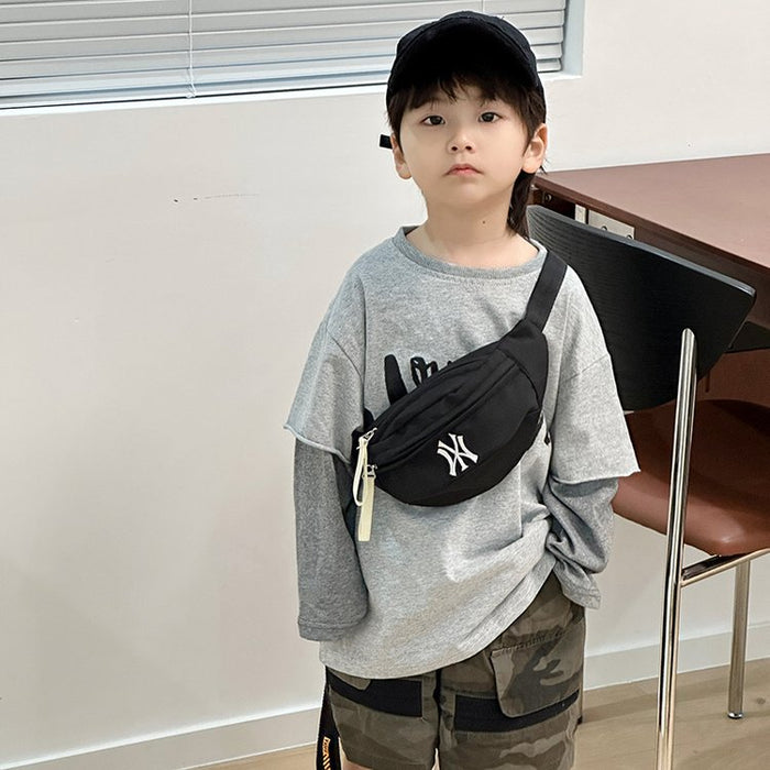 Wholesale Children's chest bag, fashionable and practical for outdoor use, lightweight waist bag