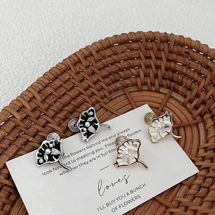 Wholesale Earless hole mosquito coil, ear clip, female niche design, drip oil earrings, high-end ear accessories