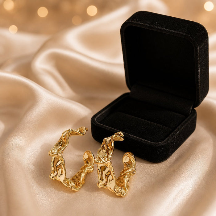 Wholesale Irregular Pleated C-Shape Earrings Gold Tone Alloy Fashion Accessory