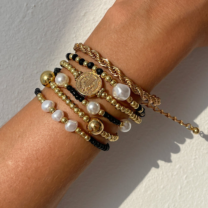 Wholesale Creative crystal bead pearl bracelet, metal hang tag, stacked elastic bracelet