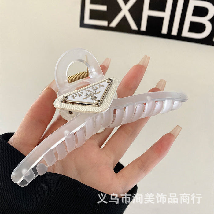 Wholesale Black Inverted Triangle Shark Hair Clip JDC-HC-Xunmei001