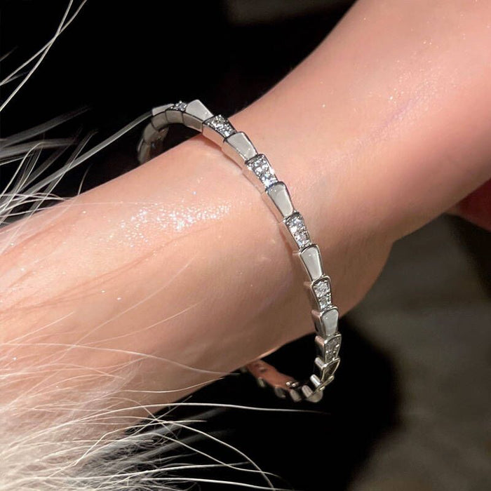 Wholesale Snake-shaped snake bone bracelet, sparkling diamond texture bracelet, zircon opening, silver adjustable bracelet