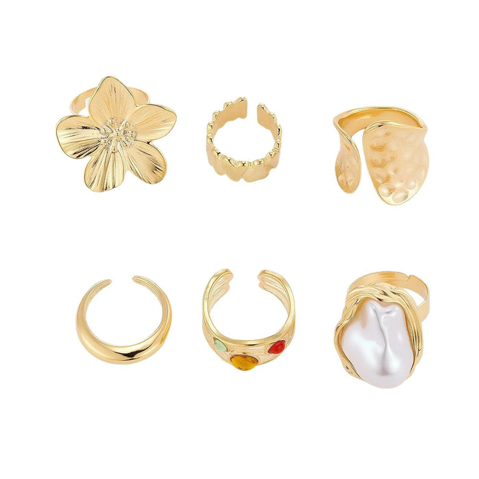 Wholesale New retro imitation pearl ring with a light luxury and high-end feel, exaggerated flower ring set