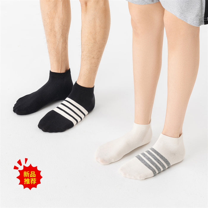 Wholesale Couple sports socks with asymmetrical stripes on the four bars