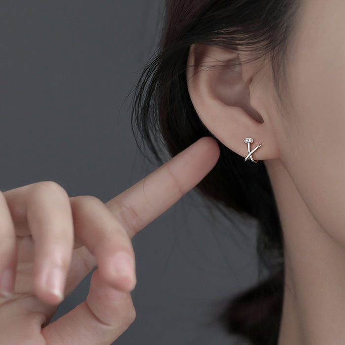 Wholesale Silver needle crossed earrings, light luxury earrings, niche design