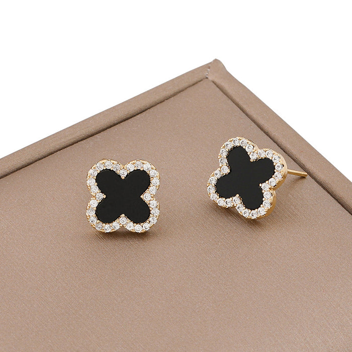 Wholesale Earrings and accessories wholesale, niche high-end earrings, light luxury high-end earrings, four leaf clover earrings