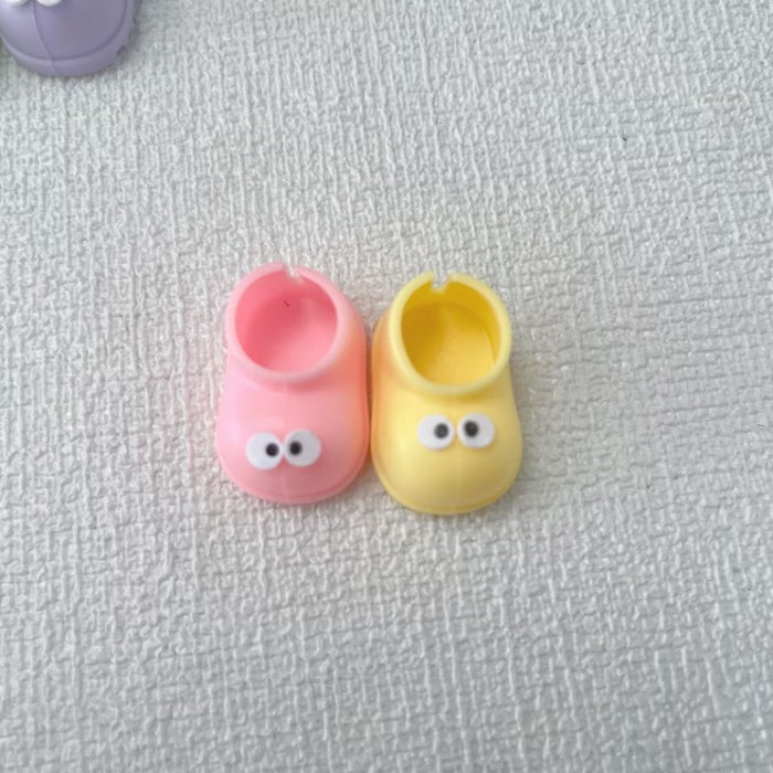 Wholesale Cute and playful hand-painted colorful shoes with small eyes