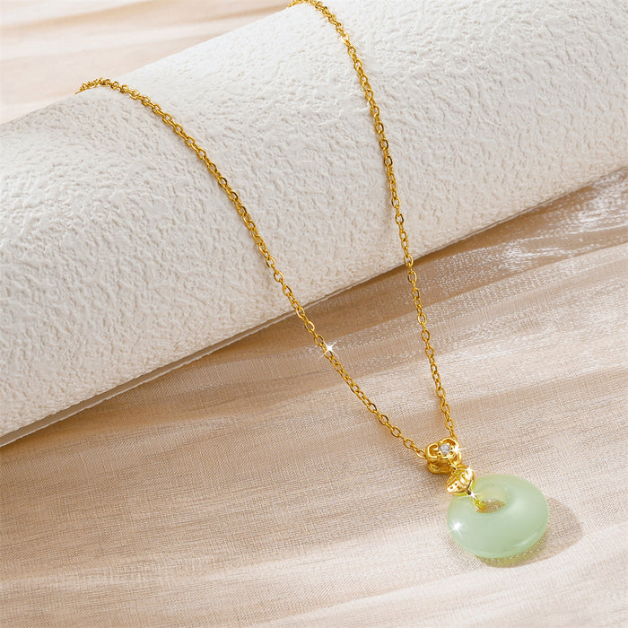 Wholesale Pendant titanium steel necklace, simple and luxurious, niche design, collarbone chain accessory