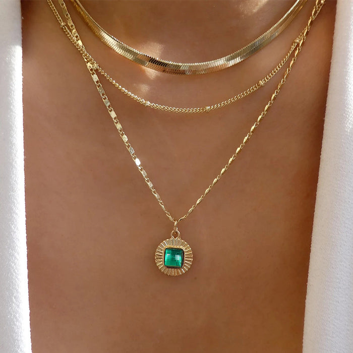 Wholesale Exaggerated jewelry, gold-plated emerald, multi-layered necklace, niche personalized alloy pendant