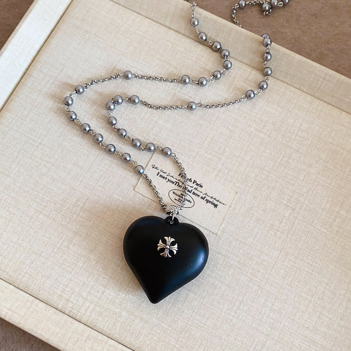 Wholesale Sweater chain with diamond cross, fashionable, luxurious, high-end, niche pendant, love necklace for women